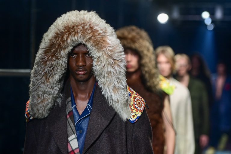 Prada2025秋冬男装系列：挑战“人工智能第一季”
